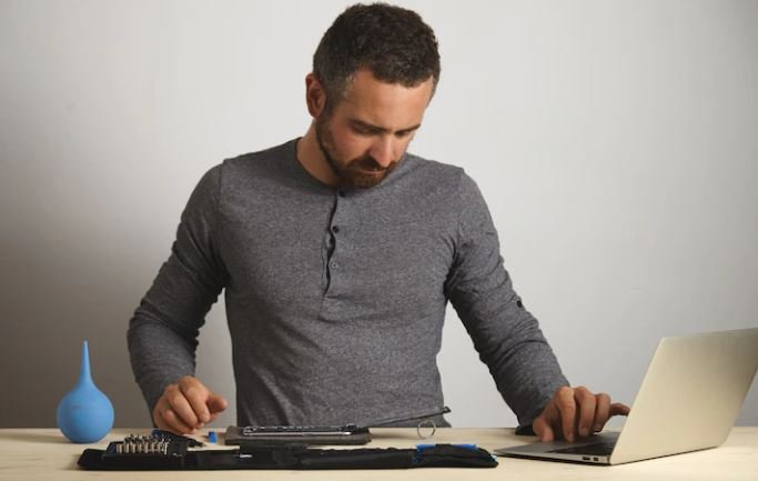 Becoming A DVD Repair Expert Online