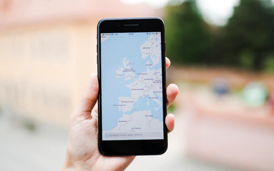 5 Top Picks For Handheld GPS