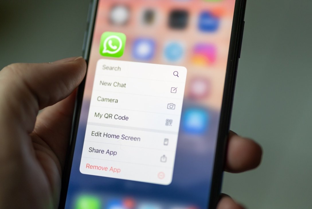 WhatsApp Introduces Email Linking for Account Authentication