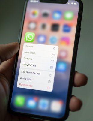 WhatsApp Introduces Email Linking for Account Authentication