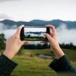 Shutter to Screen: The Evolution of Photography in the Age of Mobile Phones and AI Enhancement