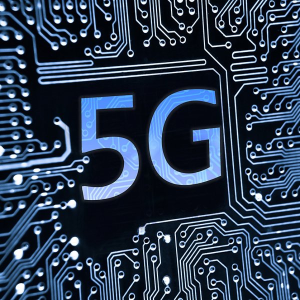 Experience the 5G Revolution: Transforming Connectivity and Computing