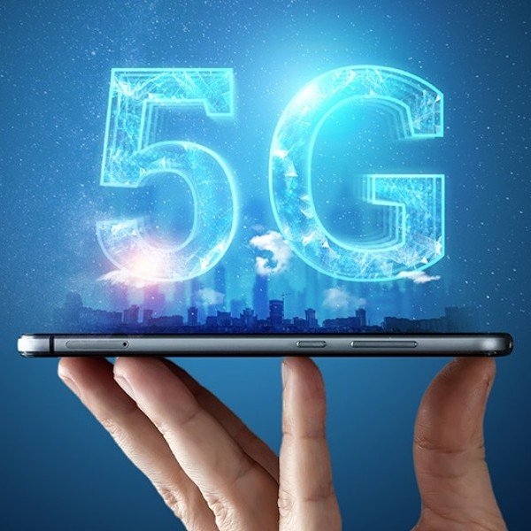 Experience the 5G Revolution: Transforming Connectivity and Computing